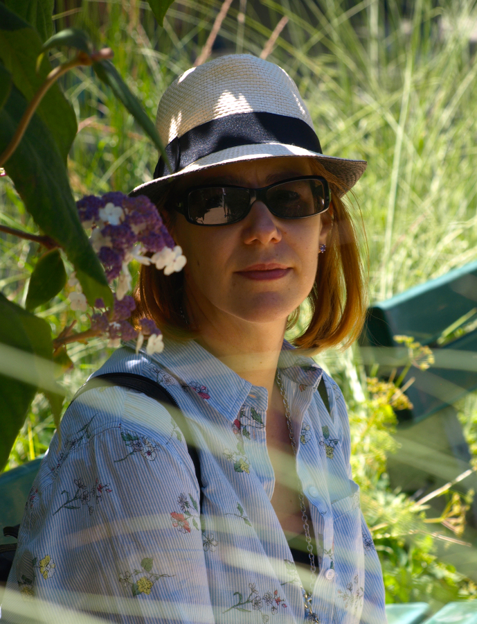 Yasha Fine art, Yasemin Sahin About-me photo